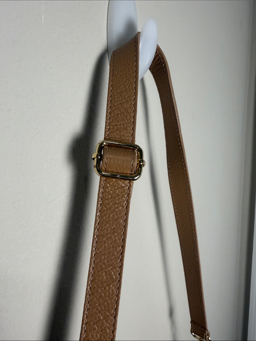 Ellie Beaumont Leather Pebbled Tan Camel Beige Curved Crossbody Bum Bag - Picture 7 of 13